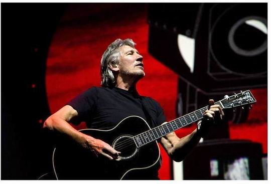 Роджер Уотерс в Афинах