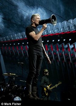 Roger Waters - The Wall