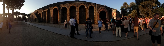 Гилмор в Помпеи